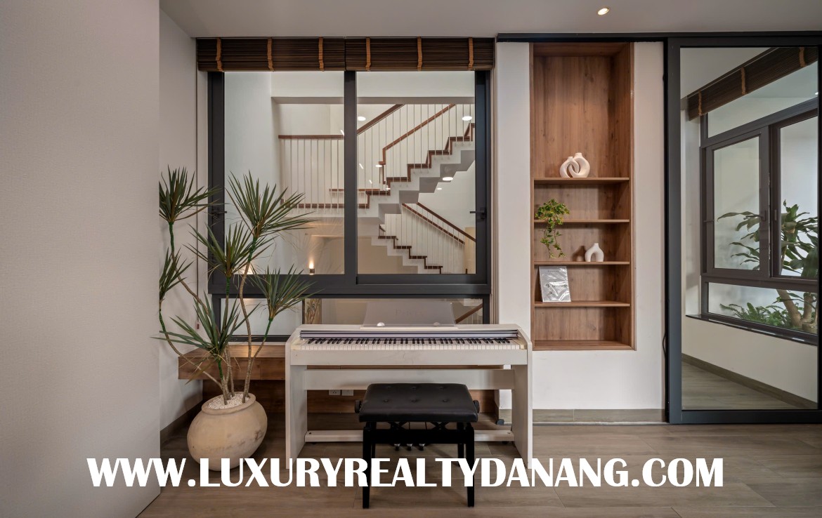 Danang villa for rent in Hai Chau district, Vietnam, Western design