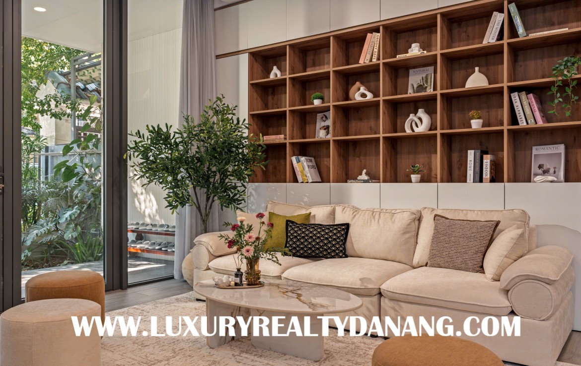 Danang villa for rent in Hai Chau district, Vietnam, four bedrooms, swimming pool.