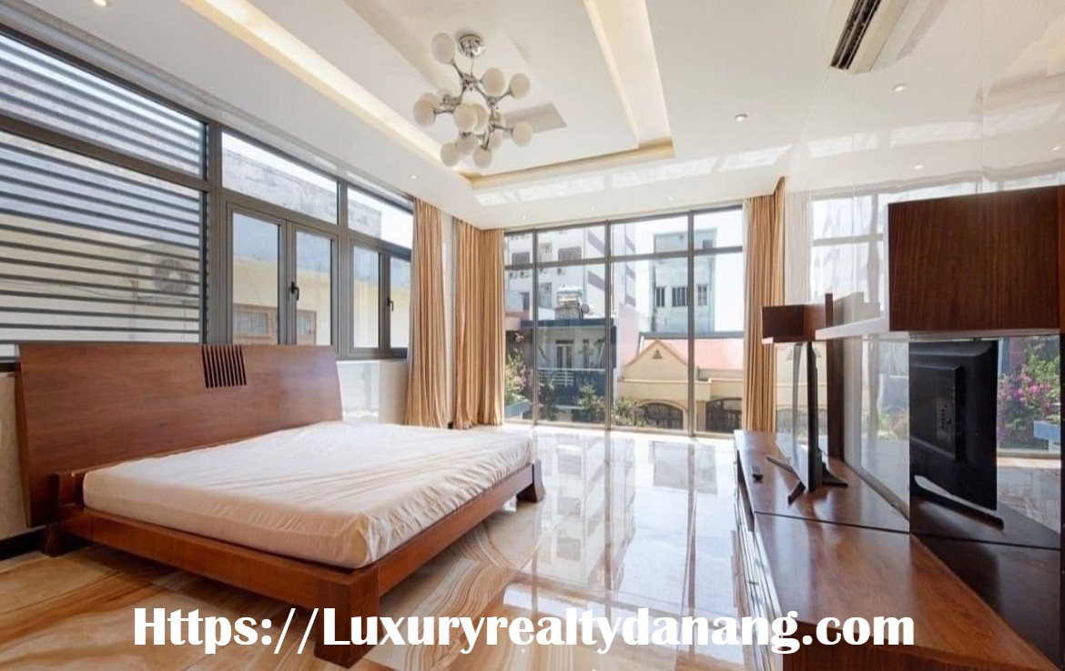 Houses for rent in Danang, Vietnam, Western condition