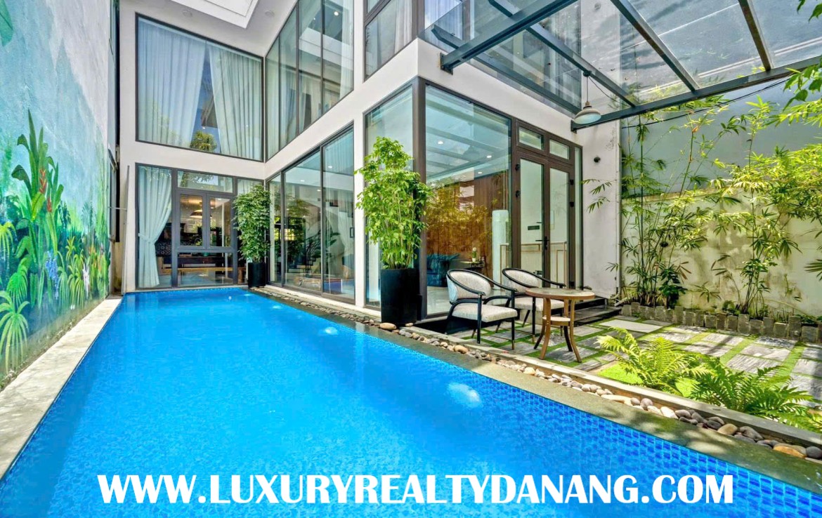 Danang villas for rent in Vietnam, green style