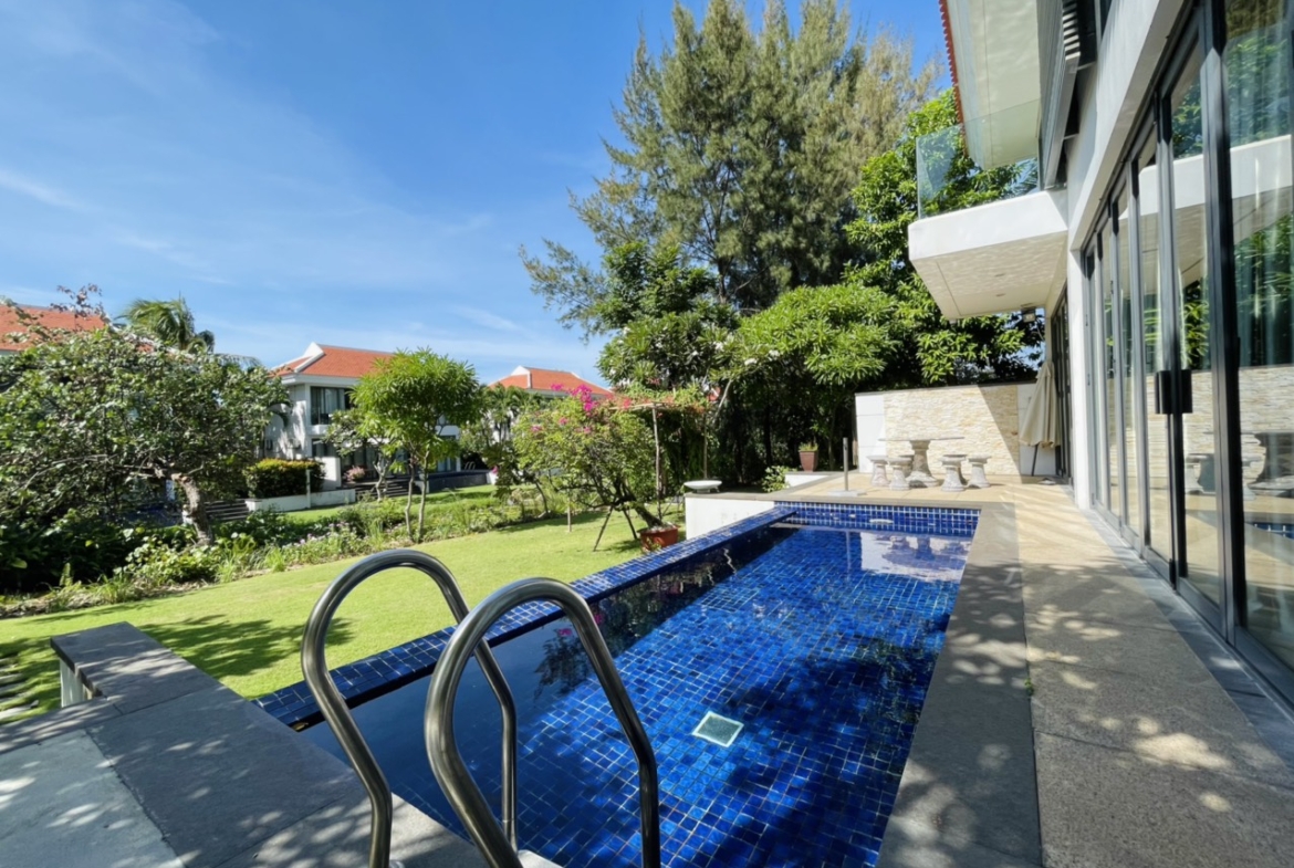 Danang luxury villa for rent in Ocean villas, Ngu Hanh Son district, Vietnam, near the beach