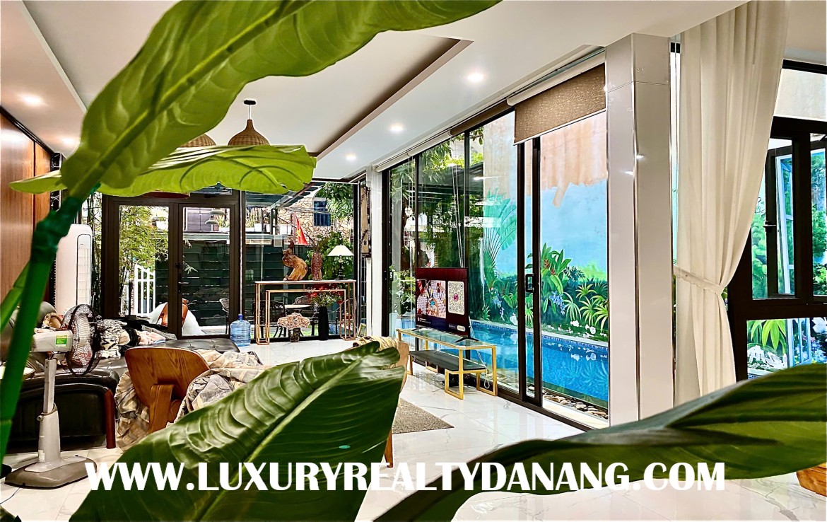 Danang villas for rent in Vietnam, in the beachside