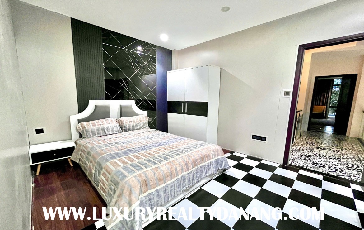 Danang villas for rent in Vietnam, modern style near the beach