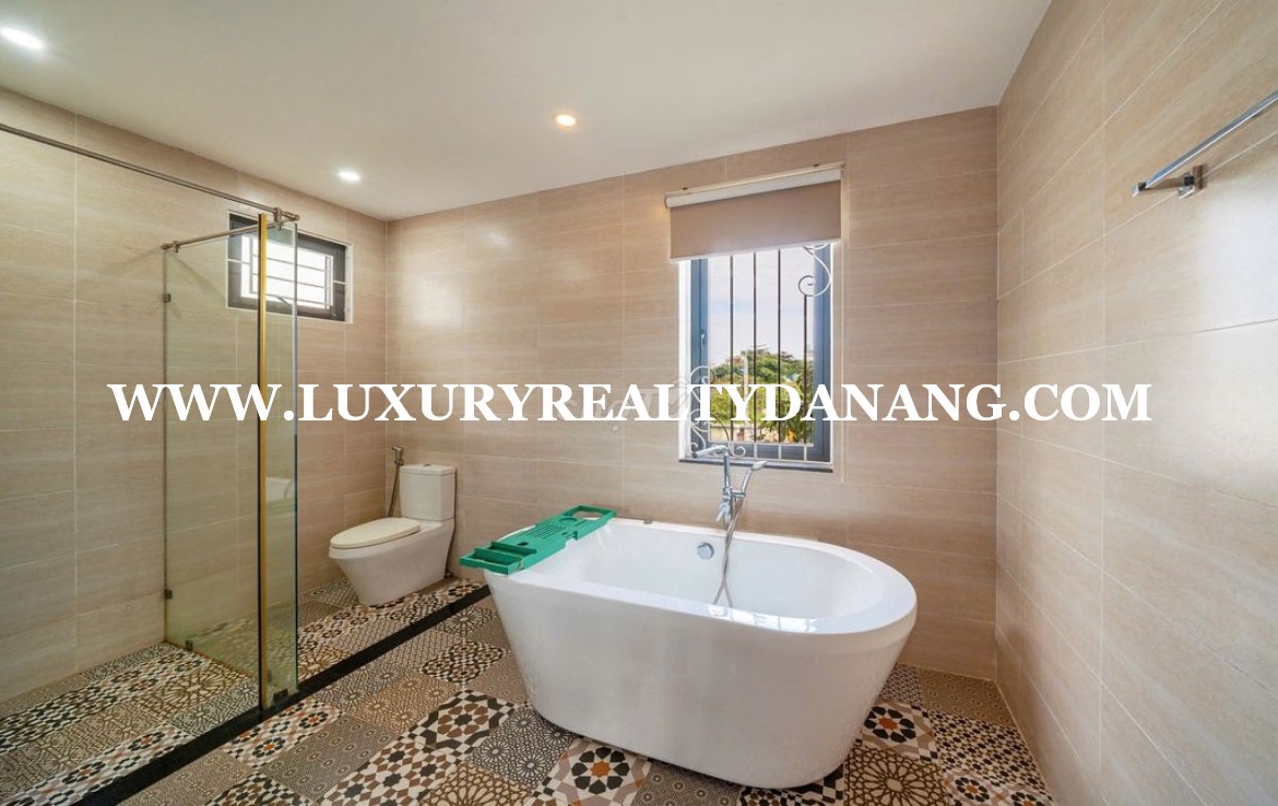 Da Nang rental villa in Ngu Hanh Son district 10, Vietnam