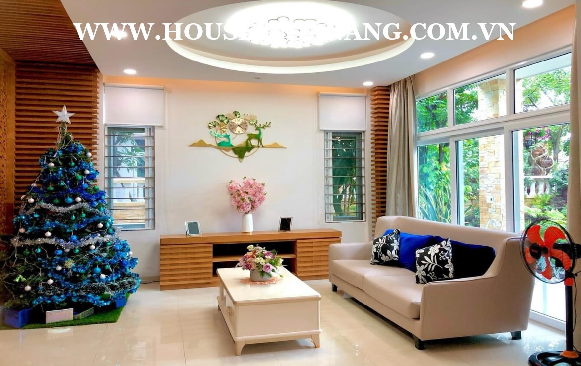 Fortune Park villa Danang for rent in Vietnam, Son Tra district 1, spacious garden