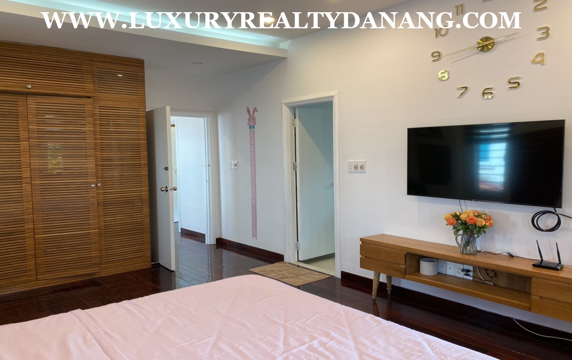 Fortune Park villa Danang for rent in Vietnam, Son Tra district, near the nice beach bay
