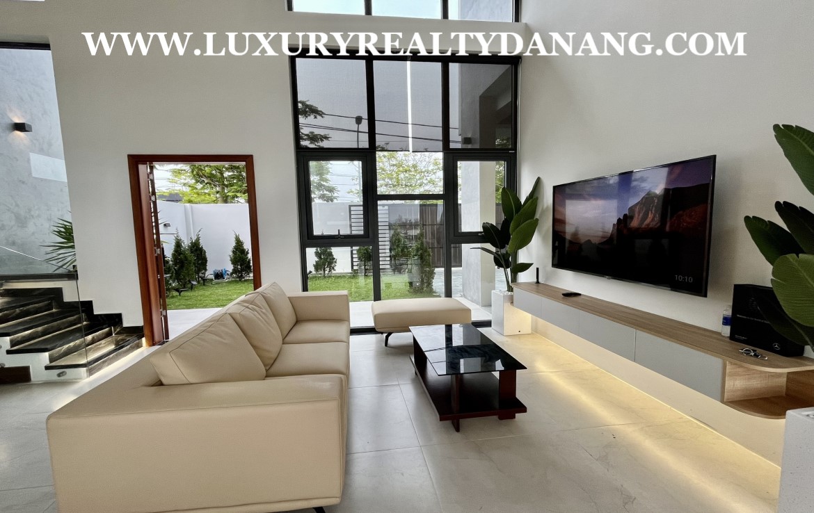 Danang luxurious house rental in Vietnam, Son Tra district 11