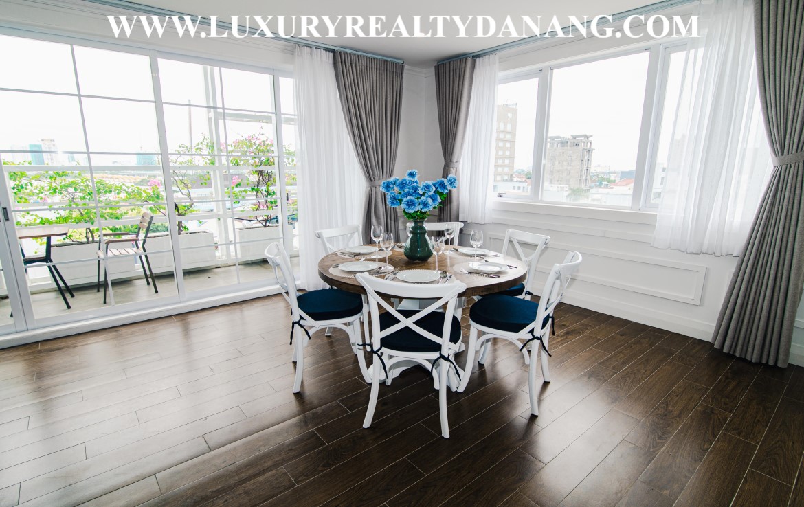 Da Nang luxurious apartment for rent in Hai Chau district 3, Vietnam