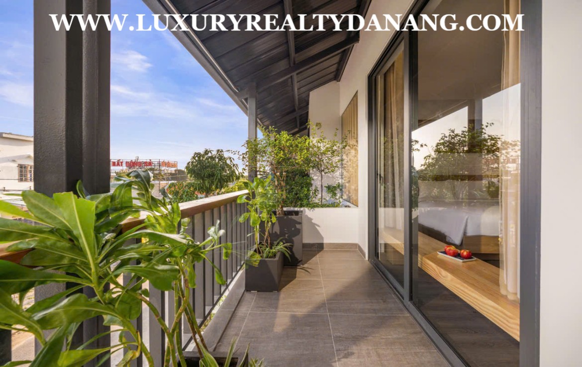 Luxury villa in Danang near Tan Tra beach bay, Ngu Hanh Son district, Vietnam