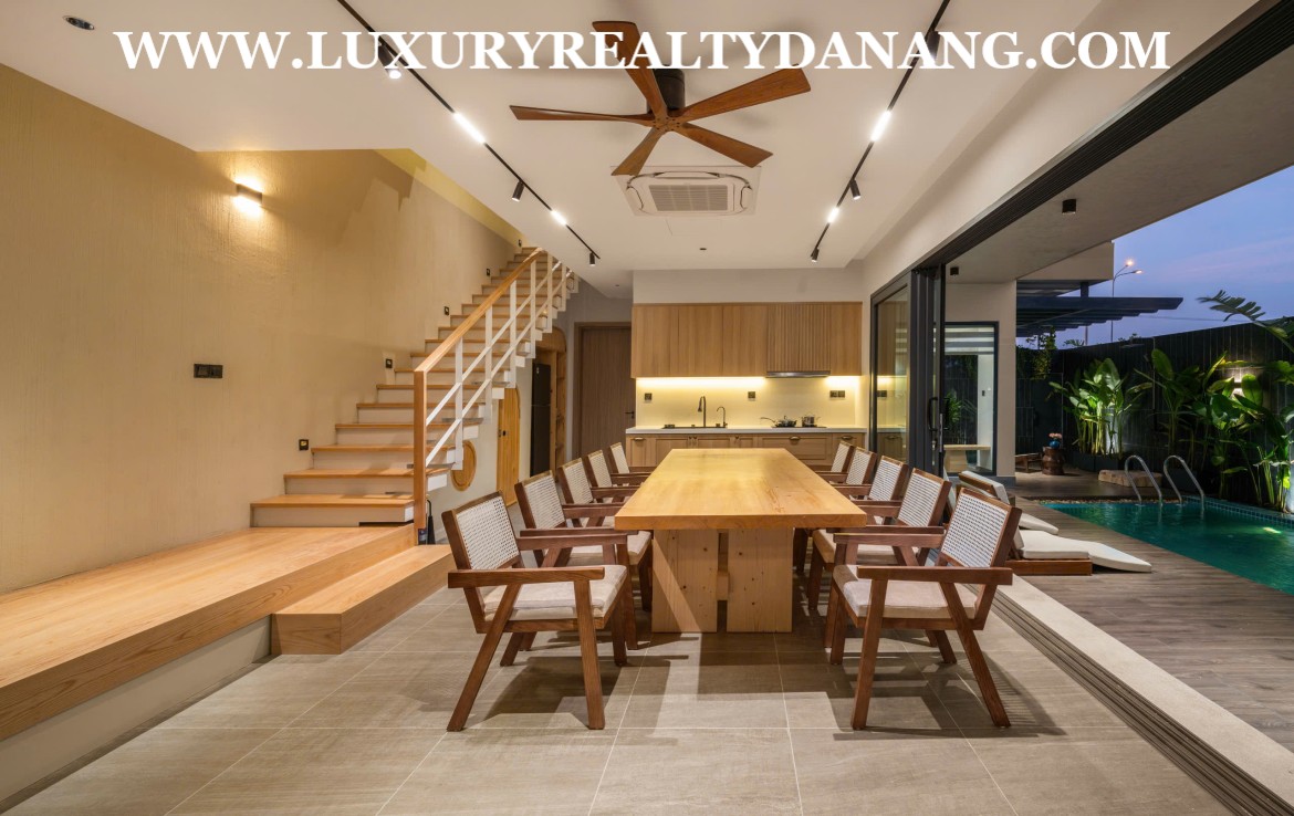 Luxury villa in Danang near Tan Tra beach bay, Ngu Hanh Son district 6, Vietnam