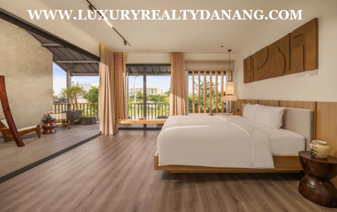 Luxury villa in Danang near Tan Tra beach bay, Ngu Hanh Son district 7, Vietnam