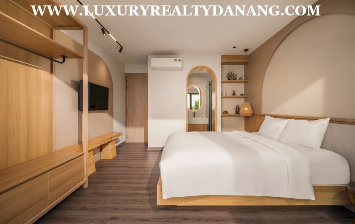 Luxury villa in Danang near Tan Tra beach bay, Ngu Hanh Son district 10, Vietnam