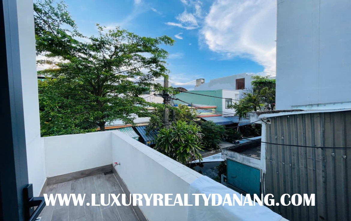 Danang luxury house rental in Hai Chau district, Vietnam, Western style, near Helio center, near Lotte Mart supermarket