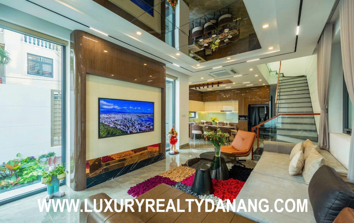 Danang luxury house rental in Vietnam, Hai Chau district 1