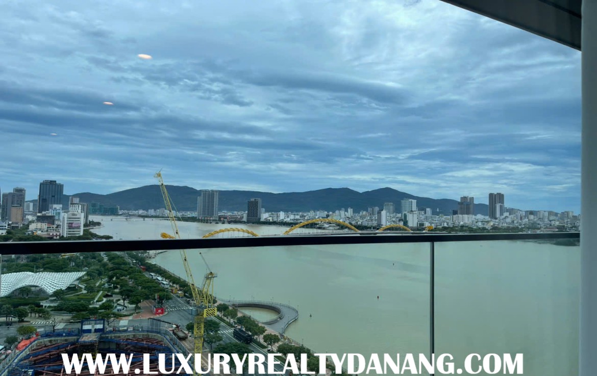 Riverview apartment rental Danang on Filmore, Hai Chau district, Vietnam, romantic view
