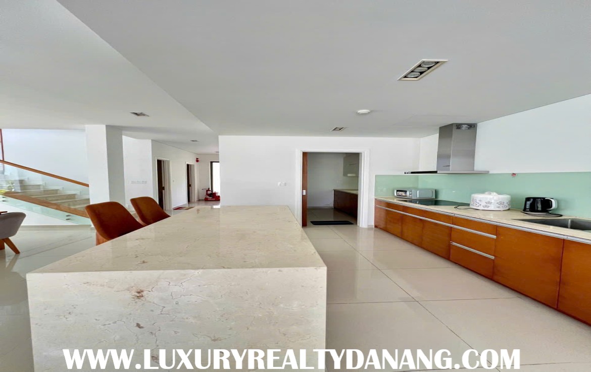 Modern villa Danang for rent in The Point Golf Course, Ngu Hanh Son district, Vietnam