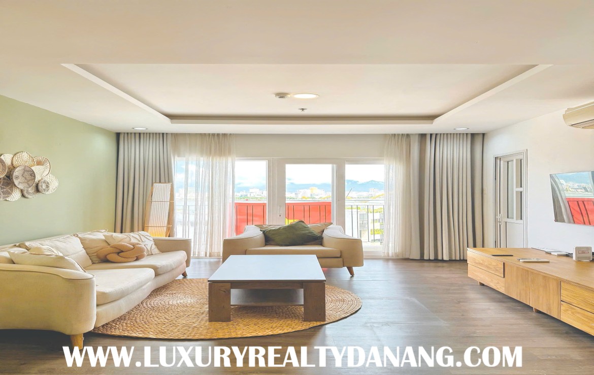 Monarchy apartment rental Danang, Vietnam, Son Tra district, near Han river, modern style