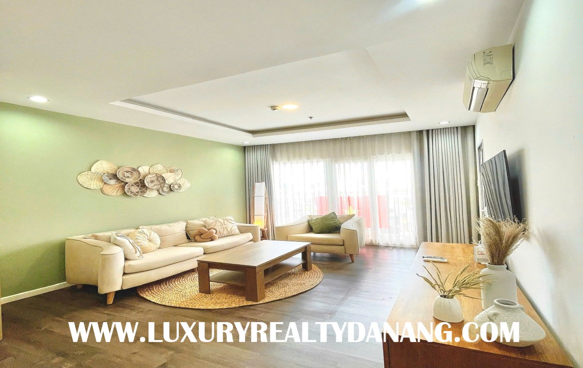 Monarchy apartment rental Danang, Vietnam, Son Tra district, near Han river, in the beachside