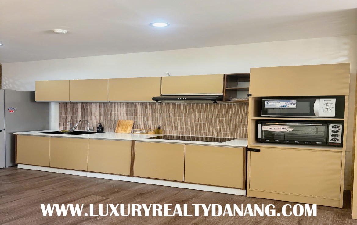 Monarchy apartment rental Danang, Vietnam, Son Tra district, near Han river, modern style