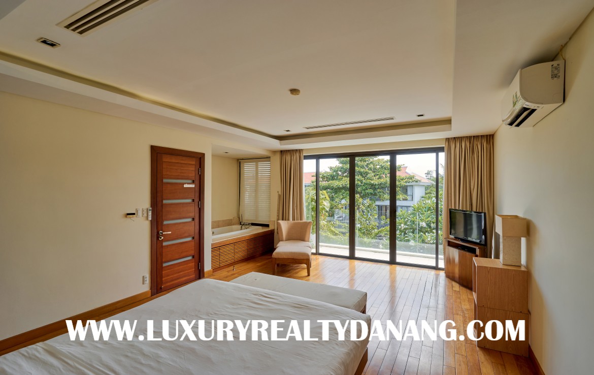 Luxury beach villa in Danang, in Ocean Villas, Vietnam, four bedrooms, near the beach, walking to the beach