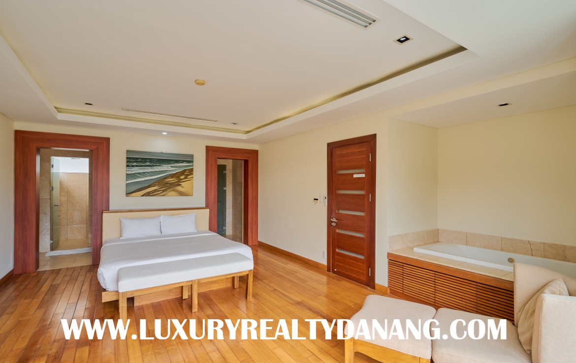 Luxury beach villa in Danang, in Ocean Villas, Vietnam, four bedrooms, near the beach, walking to the beach