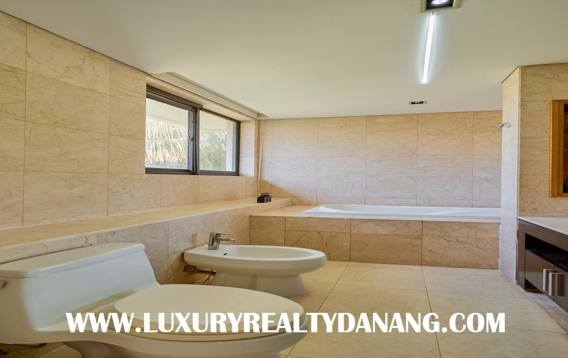 Luxury beach villa in Danang, in Ocean Villas, Vietnam, four bedrooms, near the beach, walking to the beach