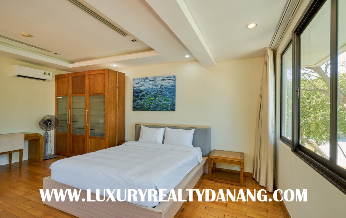 Luxury beach villa in Danang, in Ocean Villas, Vietnam, four bedrooms, near the beach 8
