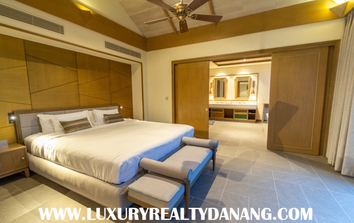 Fusion villa rental Danang in Vietnam, in Fusion resort and villas, near the beautiful beach bay
