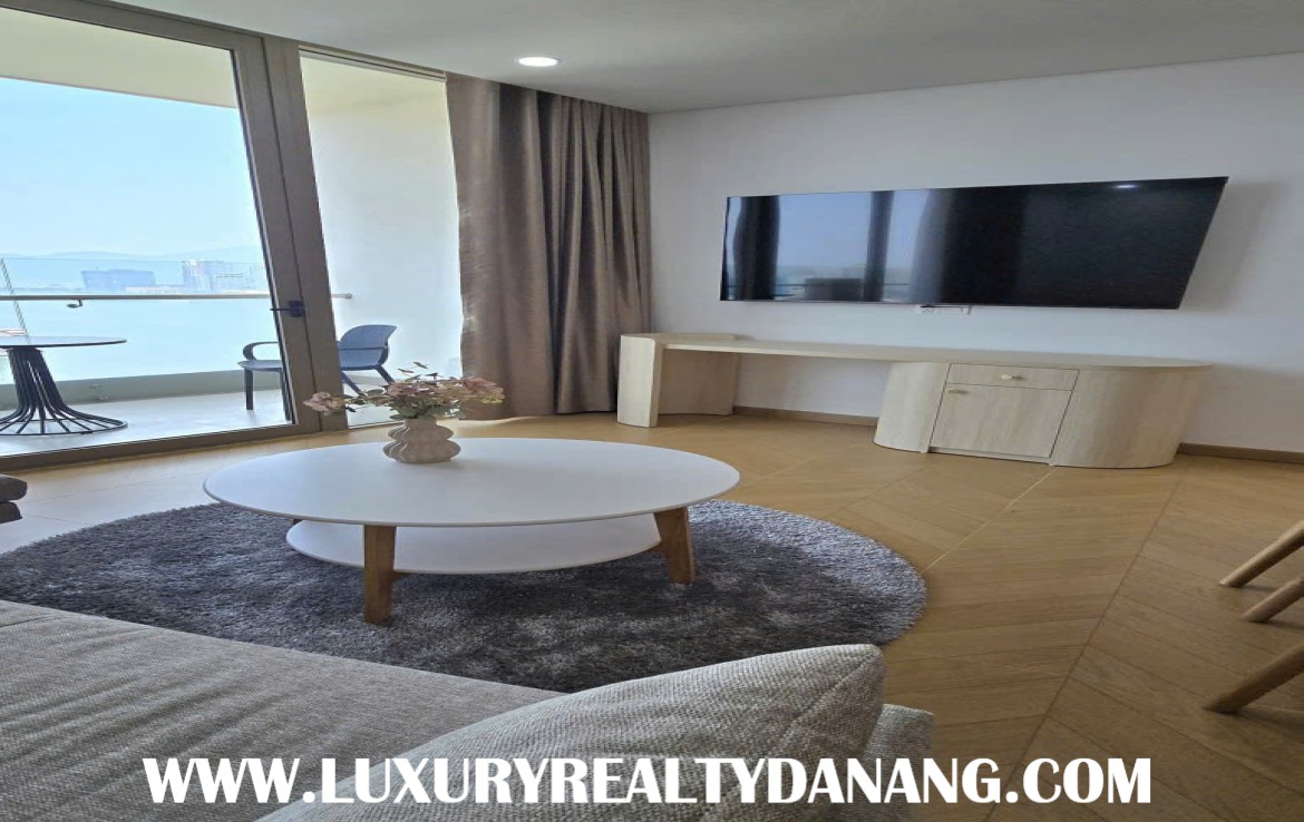 Riverside apartment in Danang on Hilton tower, Danang city, Vietnam, modern style