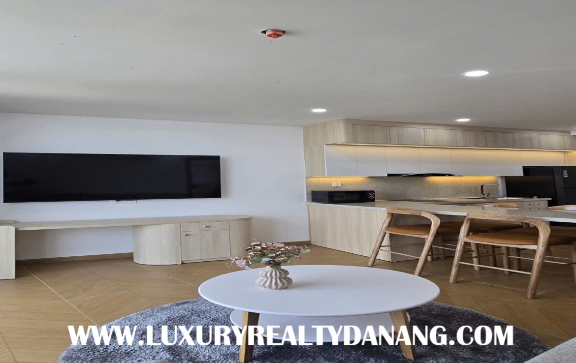 Riverside apartment in Danang on Hilton tower, Danang city, Vietnam, walking to the river