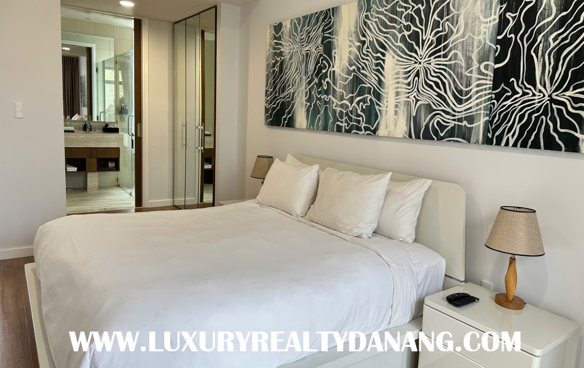 Golf course villa Danang for rent in Montgomerie Links, Vietnam, near the beach