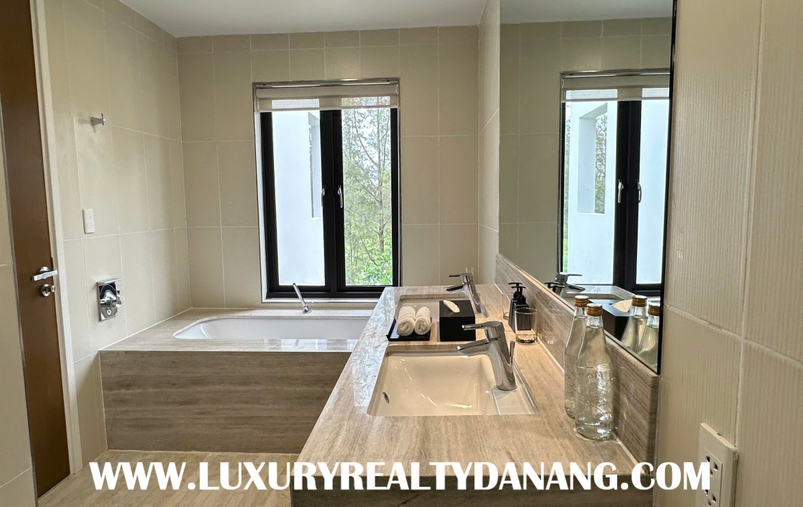 Golf course villa Danang for rent in Montgomerie Links, Vietnam, near the beach, near the golf course