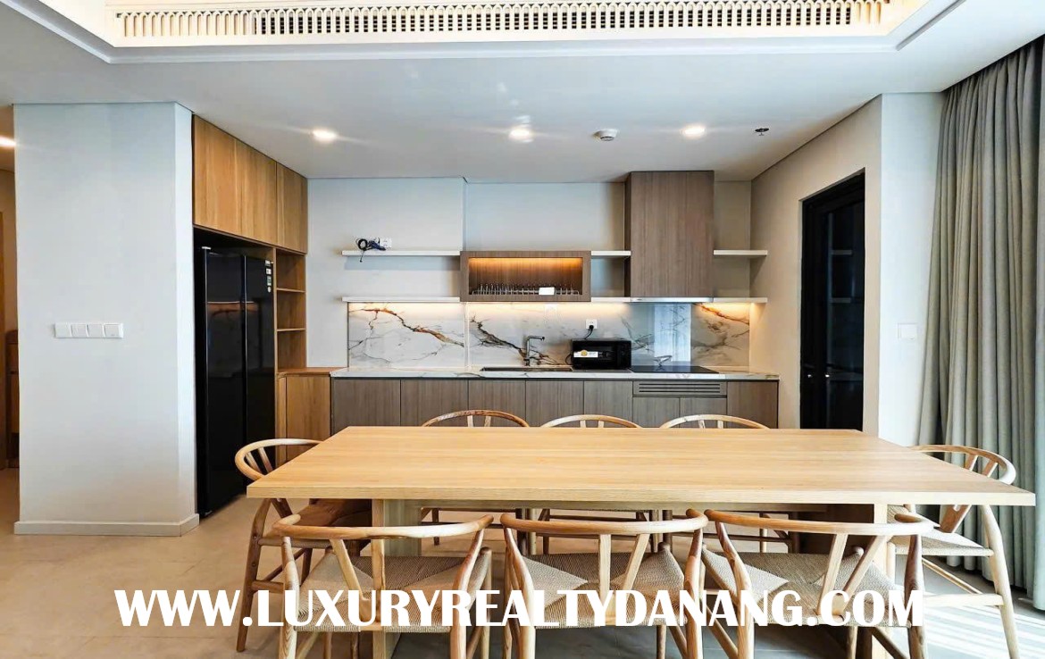 Luxurious apartment rental Danang on Panoma Tower, Vietnam, near Han river, Western style
