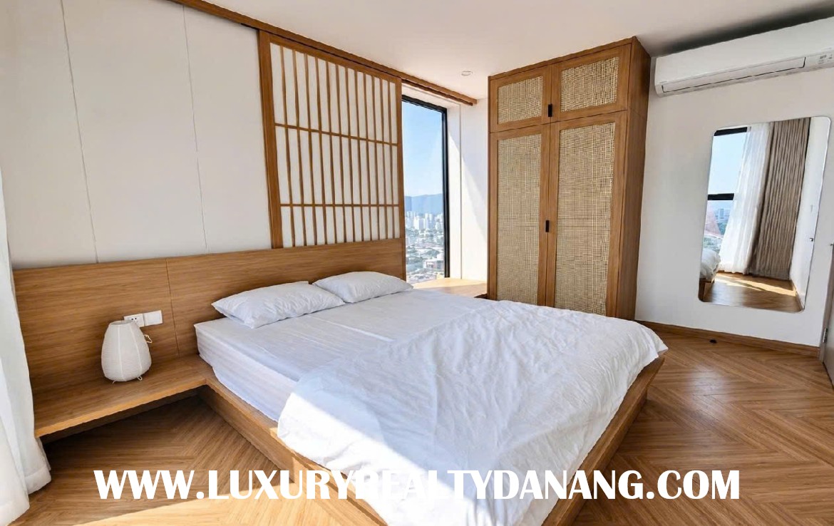 Luxurious apartment rental Danang on Panoma Tower, Vietnam, near Han river 2