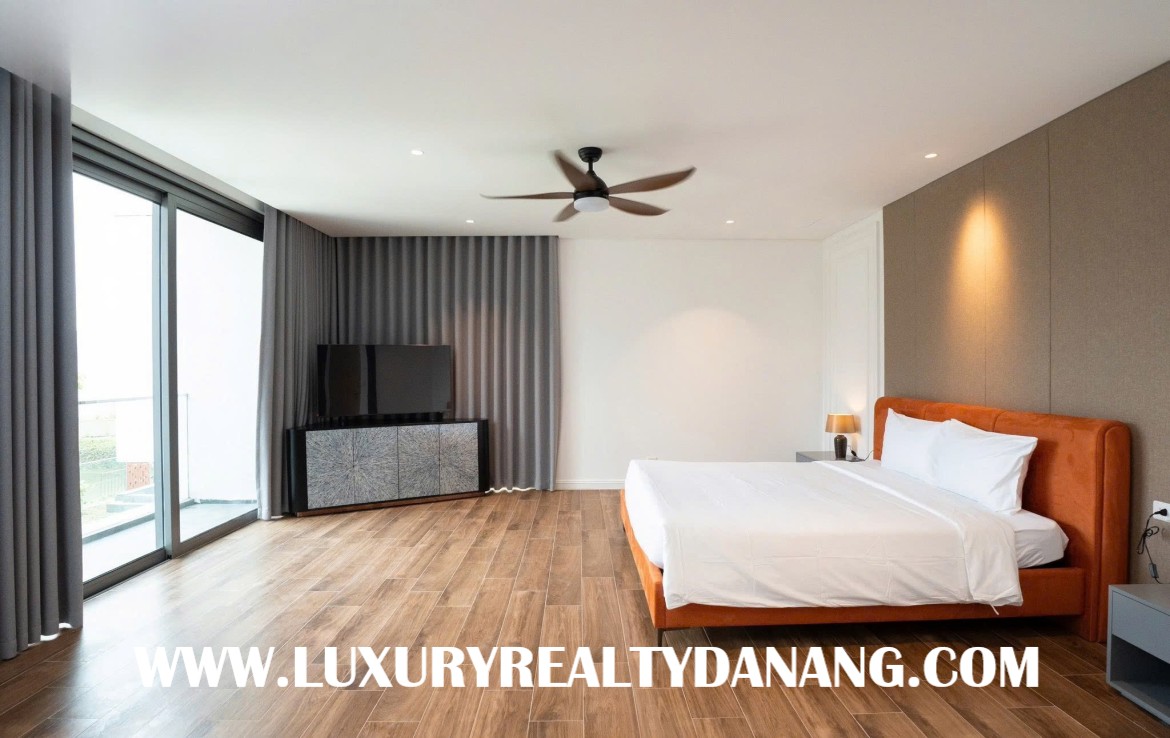 Modern villa in Danang for rent in Regal Victoria, Vietnam, in the beachside 3