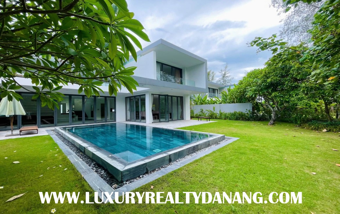 Golf course villa rental Danang in The Dune Residences, Vietnam, in the beachside
