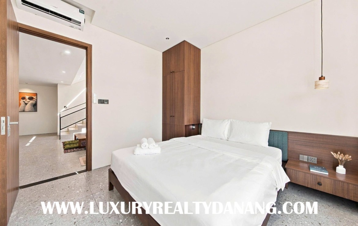 Danang luxury villa for rent near Thuan Phuoc bridge, in Vietnam, in the riverside