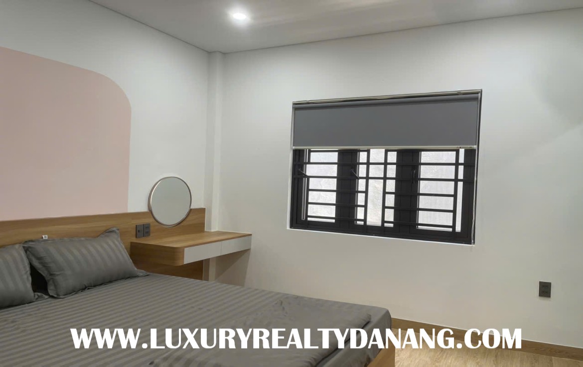 Danang beachside house for rent, in Vietnam, in the beach distance