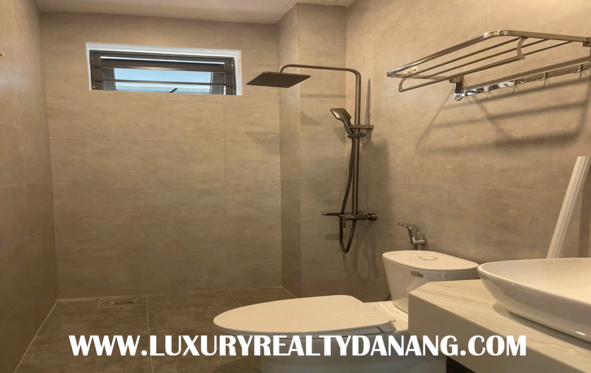 Danang beachside house for rent, in Vietnam, near the beach bay