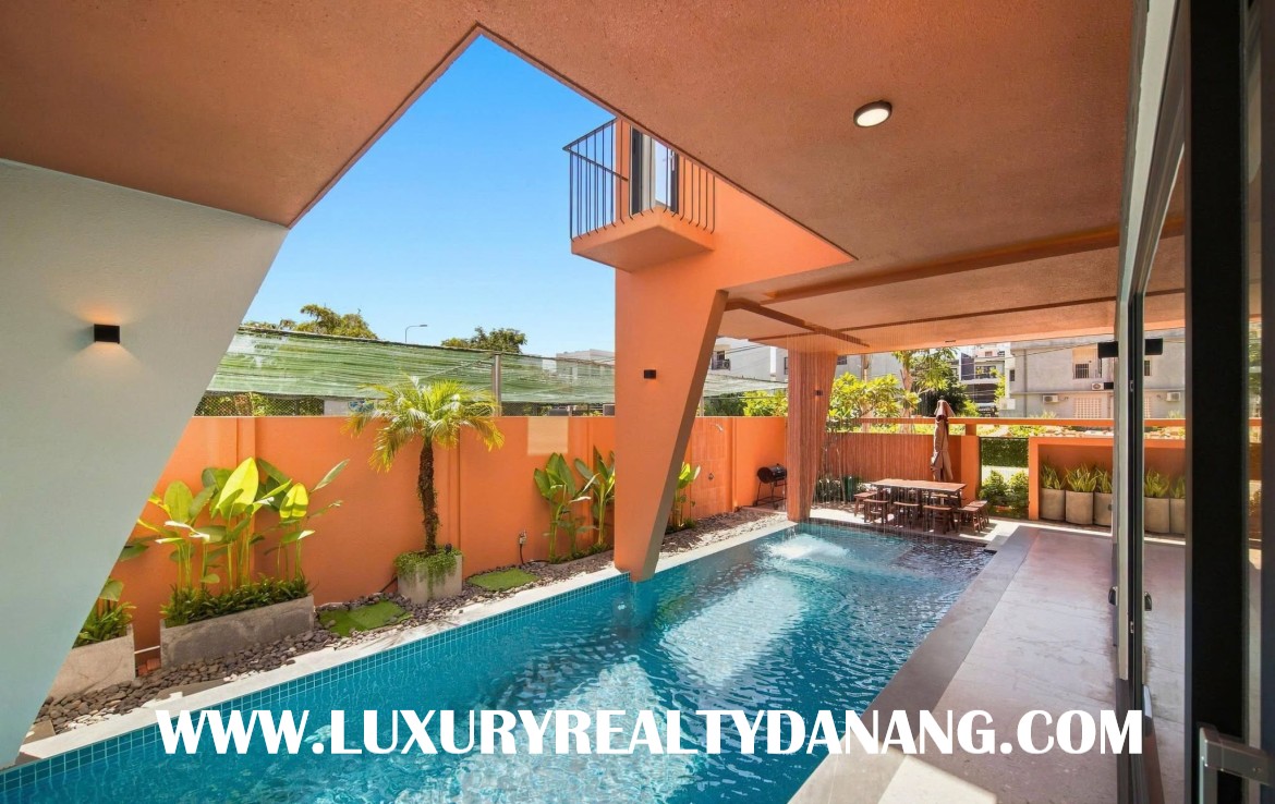 Danang luxury villa for rent near Thuan Phuoc bridge, in Vietnam, walking to the riverside