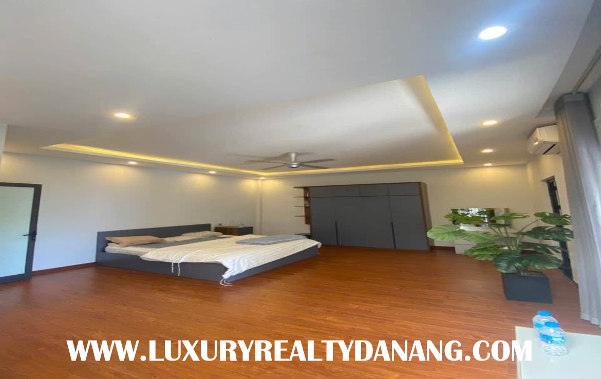 House in Danang for rent in Nam Viet A area, in Vietnam, in the beachside 3
