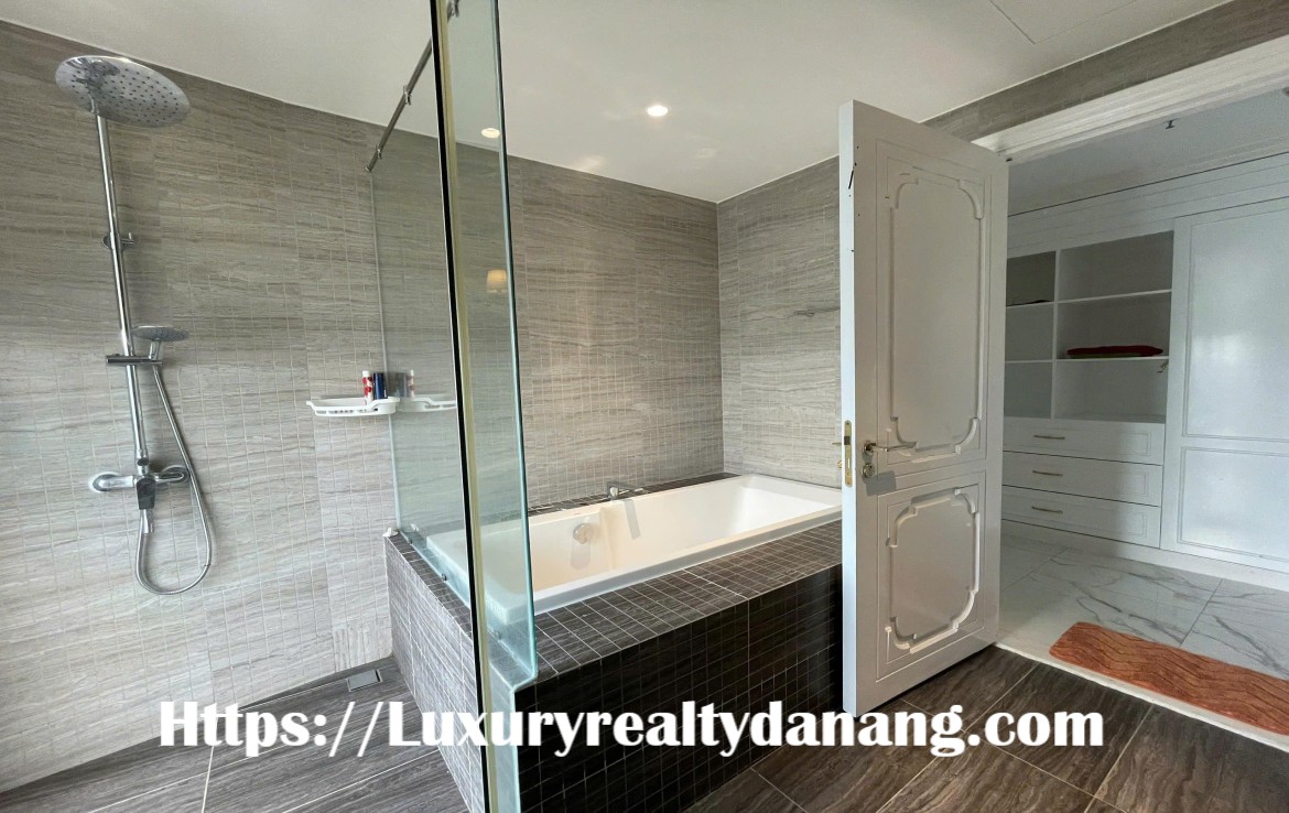 Hilton apartment for rent Danang by Han river, in Bach Dang complex, in Vietnam