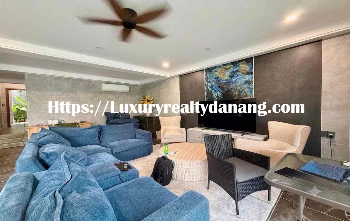 Green villa for rent Danang, near My Khe beach, in Vietnam, walking to the beach
