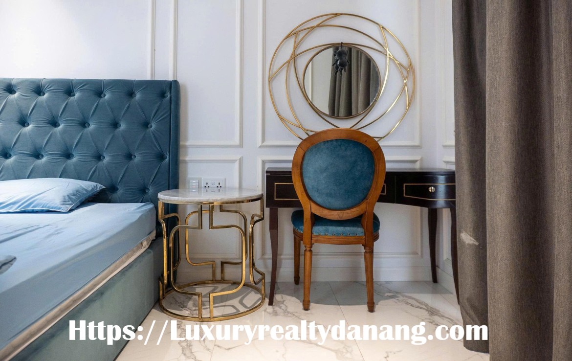 Hilton apartment for rent Danang by Han river, in Bach Dang complex, in Vietnam, in the city center
